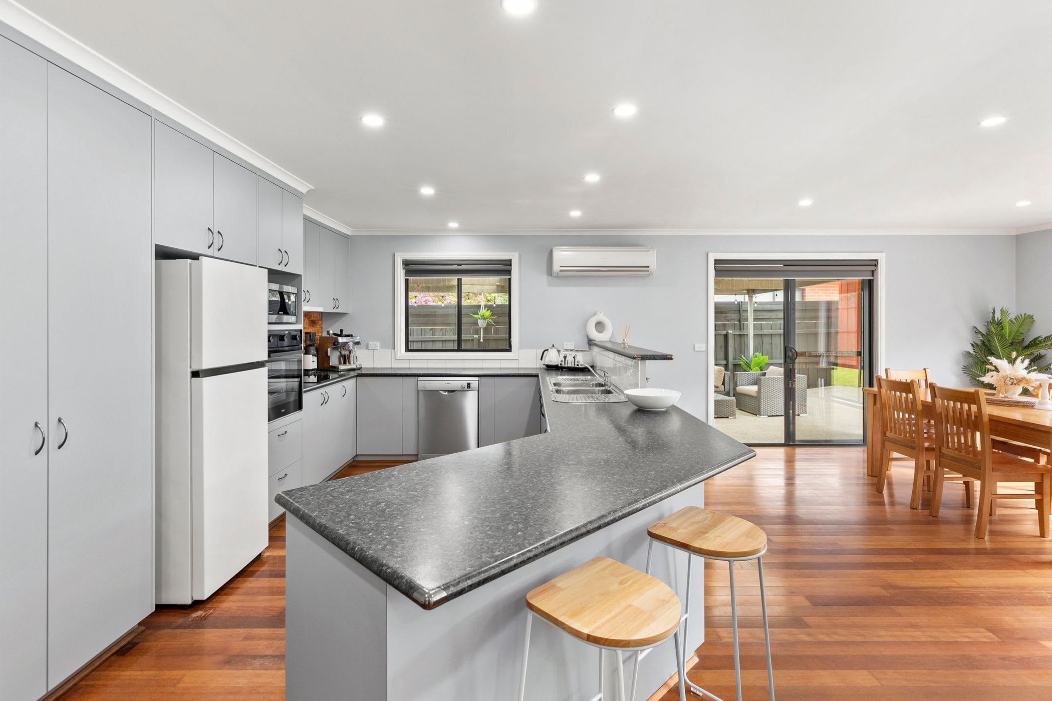 Cosham Comfort Barwon Heads Getaway Rental Barwon Heads Ocean Grove